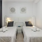 Cozy Family House Apartment