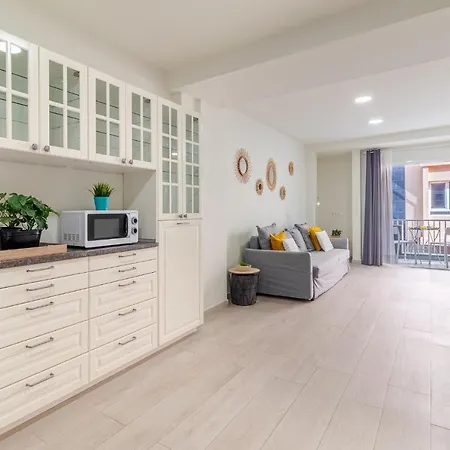 Cozy Family House شقة